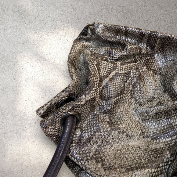 Vtg 90s Authentic Furla Slouchy Brown Python-Embossed Genuine Leather Tote - Picture 3 of 4